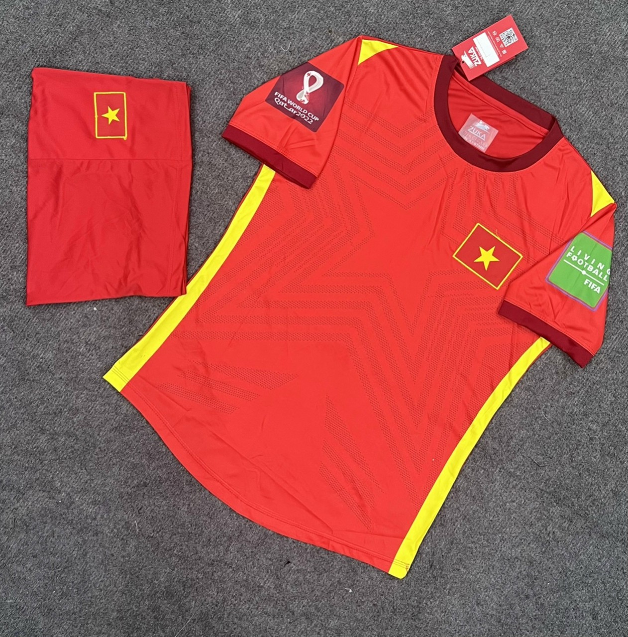 Bộ quần áo bóng đá đội tuyển Việt Nam hàng thái cao cấp