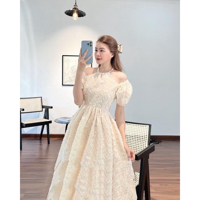 Đầm midi lông cổ yếm tay phồng