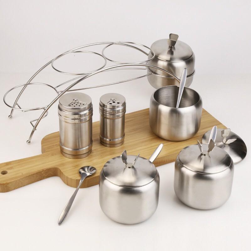 Hũ Gia Vị Inox 3 Ngăn Kèm Kệ