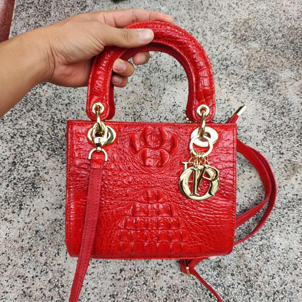 Túi xách cá sấu có quai đeo size 17 xinh xắn!