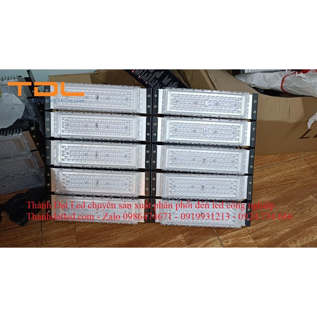 Đèn pha led 400w module