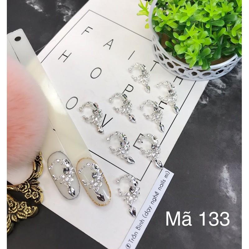 Charm xịn mã 127-135