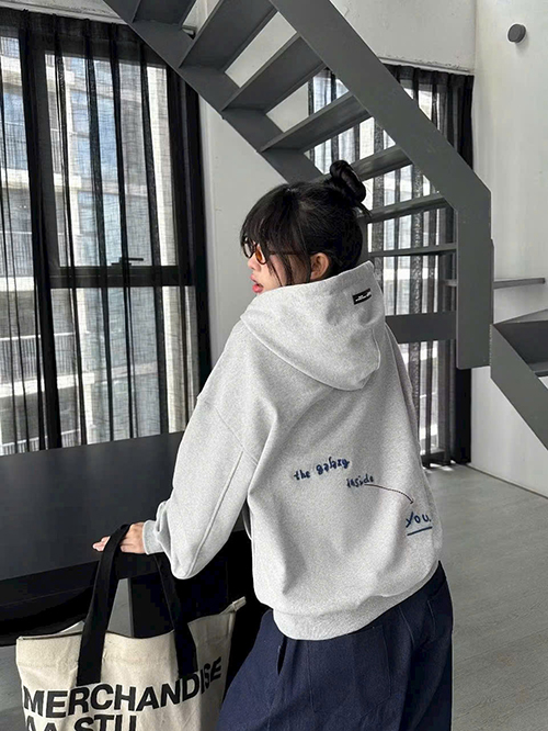 Áo Khoác Nỉ vải xuất khẩu dày mịn, Nón Trùm To, logo thêu.có túi trong, Form dưới 70kg