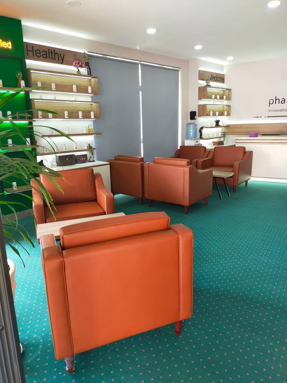 Ghế sofa văn phòng sang trọng, hiện đại Juno Sofa