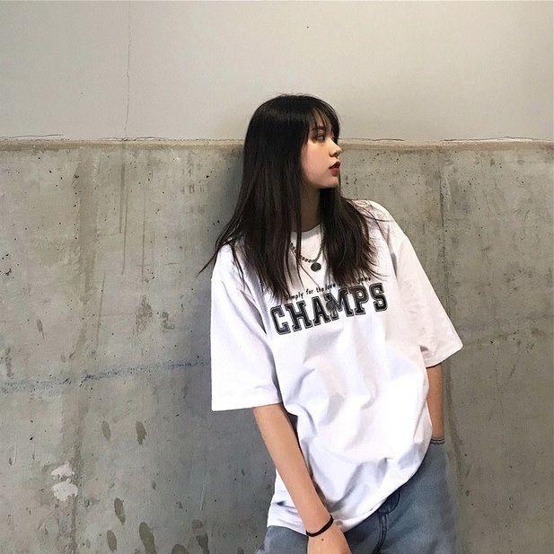 ÁO THUN NỮ NAM MÀU TRẮNG VẢI COTTON FORM RỘNG TAY LỠ IN CHỮ ĐƠN GIẢN UNISEX CHAMPS cá tính năng động trẻ trung,Áo thun unisex nam nữ WinBeen dáng rộng vải cotton mát in chữ CHAMPS