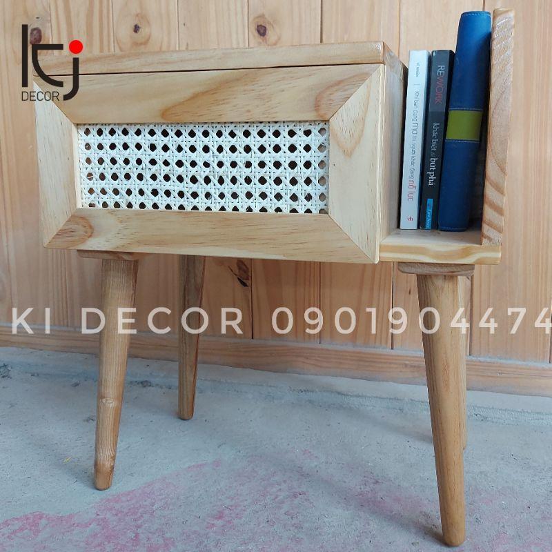 TỦ ĐẦU GIƯỜNG KẾT HỢP KỆ SÁCH GỖ THÔNG SIZE 50×35×55CM - TỦ GỖ DECOR PHÒNG NGỦ