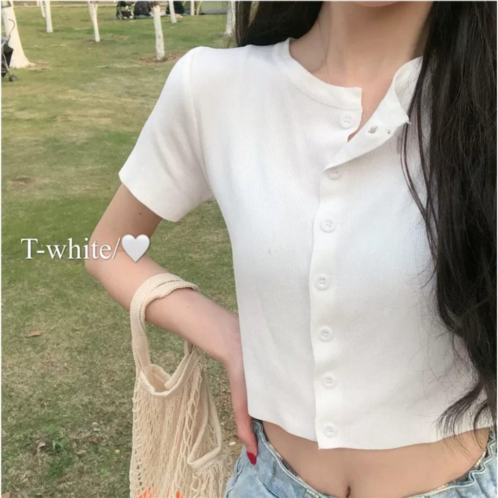 Áo Croptop Cổ Tim UMI Tay Ngắn Phối Nút Ulzzang (3 Màu) - D11