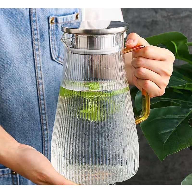 Bộ bình thủy tinh kèm 6 cốc vân tăm chịu nhiệt cao cấp quai vàng