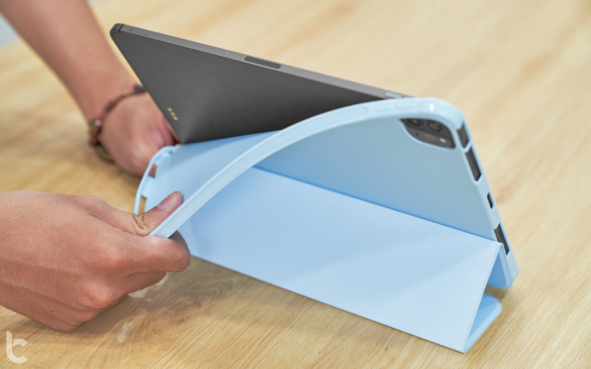 Case/ Ốp Lưng Cho IPAD WIWU Classic II - Hàng Chính Hãng