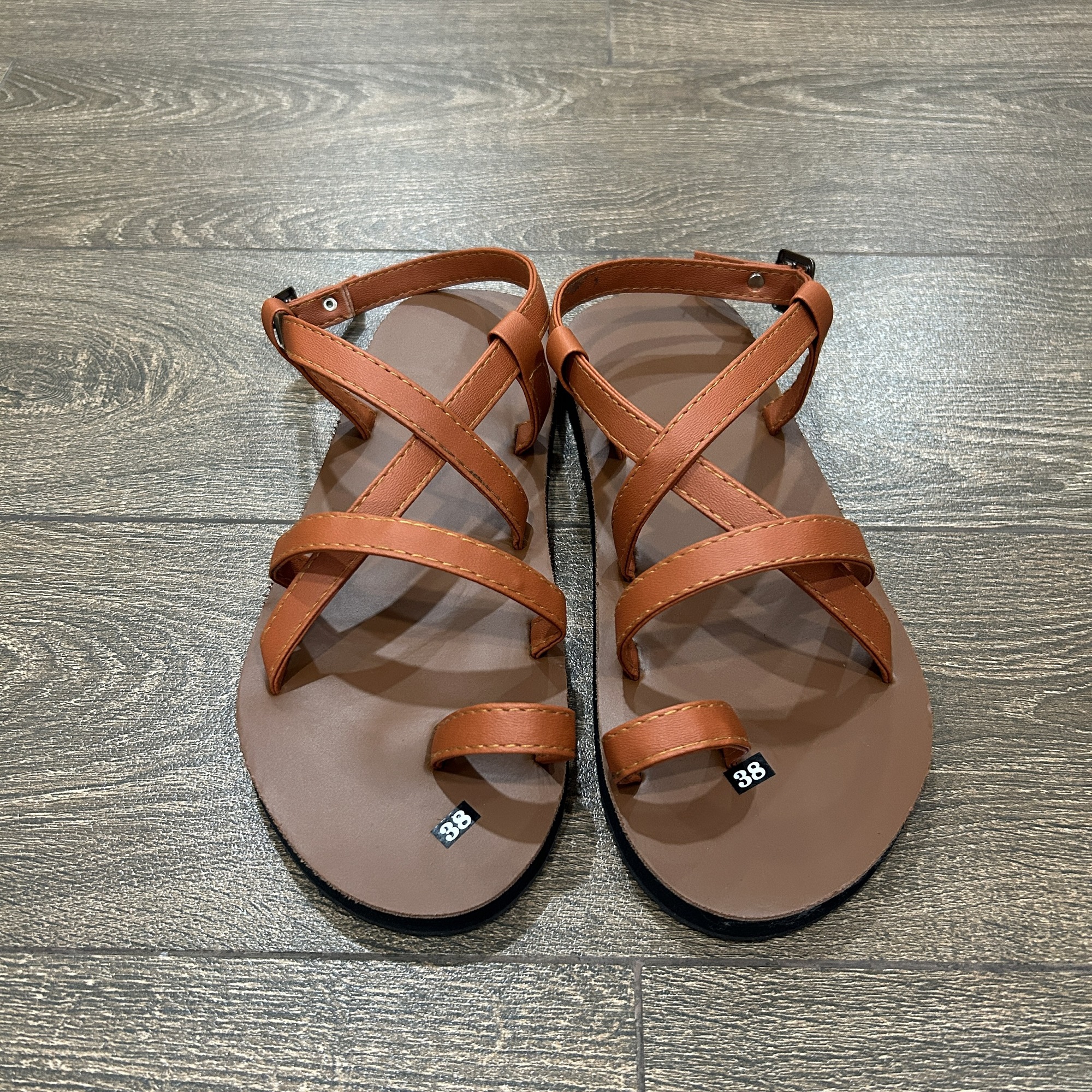 Giày sandal xỏ ngón quai chéo SD03 đi học, đi chơi, Da Pu LYNA Sandal