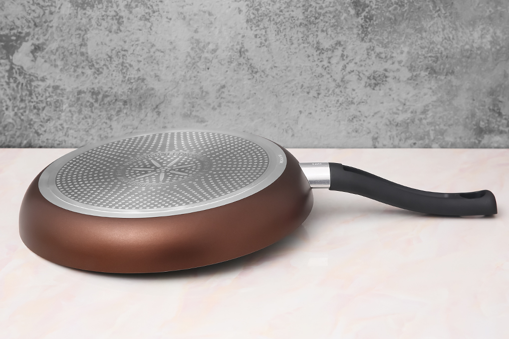 Chảo chiên chống dính đáy từ Tefal Day by Day 24cm/ 28cm , dùng cho mọi loại bếp- Gian hàng chính hãng