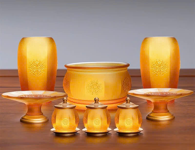 Đĩa Bồng Bảo Liên Đăng bằng đá lưu ly