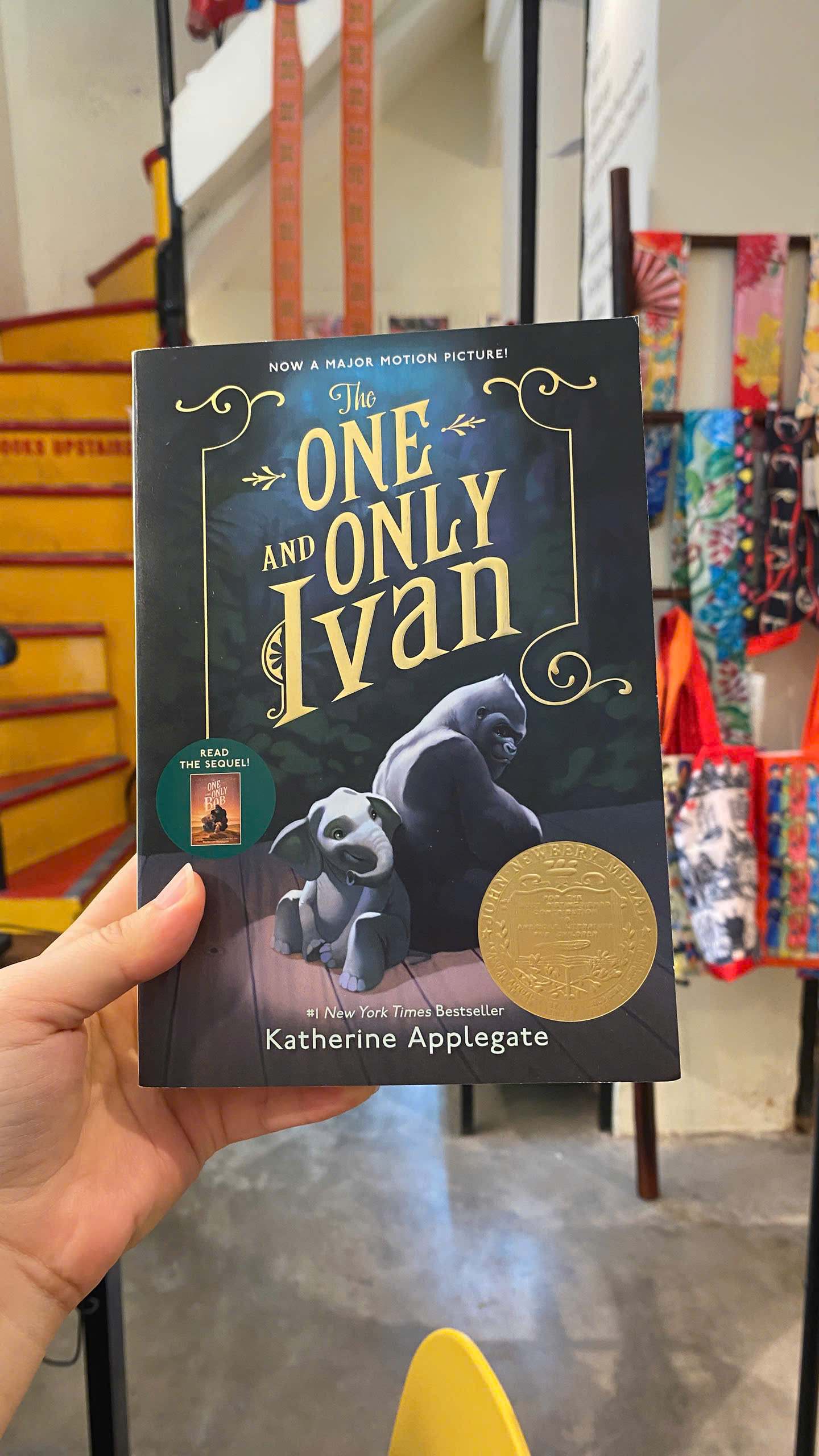 Sách - The One and Only Ivan by Katherine Applegate | Children's Fiction / Sách trẻ em / Ngoại văn