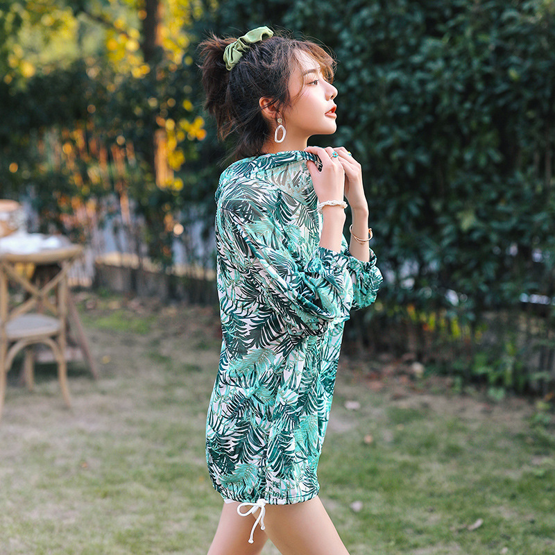Bộ Đồ Bơi Đùi Áo Ba Lỗ Kèm Áo Khoát Cao Cấp