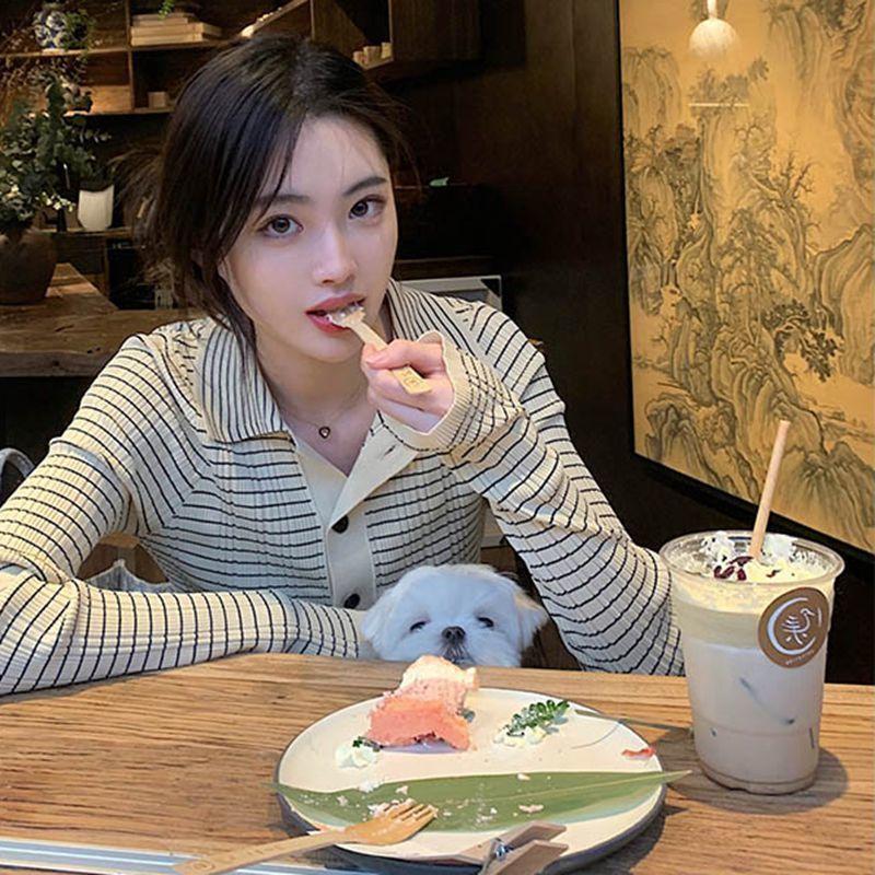 MS417 Áo len cổ bẻ kẻ ngang Hàn Quốc