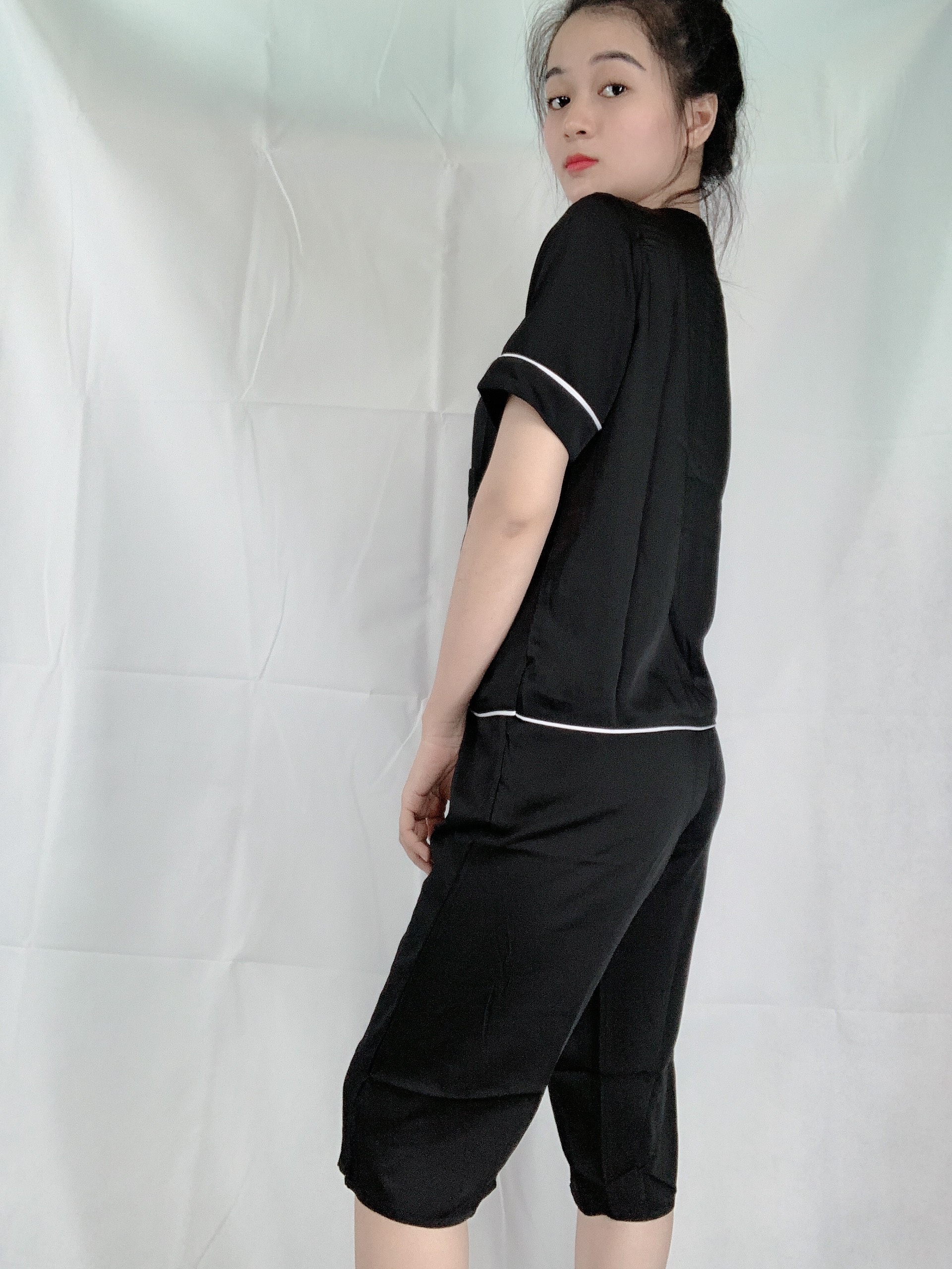 Pijama lưng nữ - đồ mặc nhà - vải lụa mềm mại