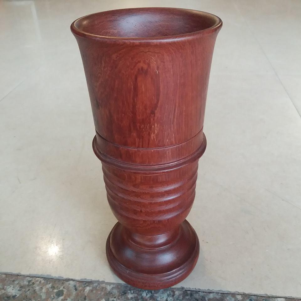 Bình lọ đựng hương thờ cúng gỗ hương kích thước cao 23cmx10cm