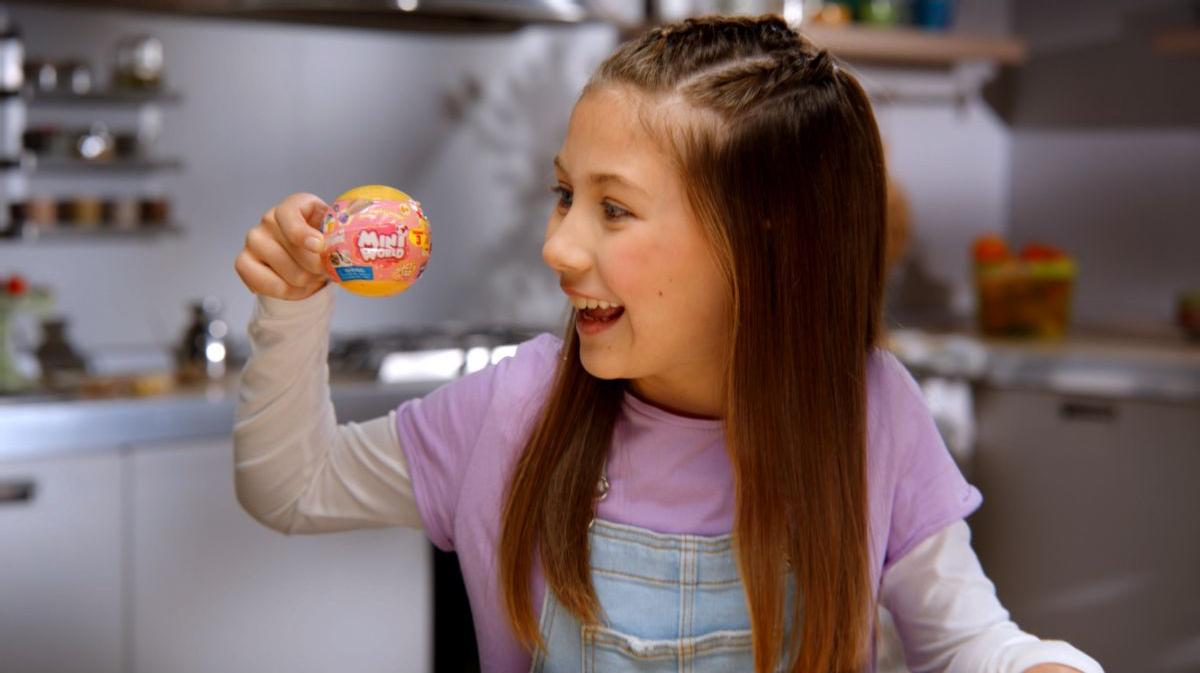 Đồ Chơi Banh Mini World Chủ Đề Ăn Uống S2 - Sweet Heart 2309001 (Mẫu Sản Phẩm Bên Trong Là Ngẫu Nhiên)