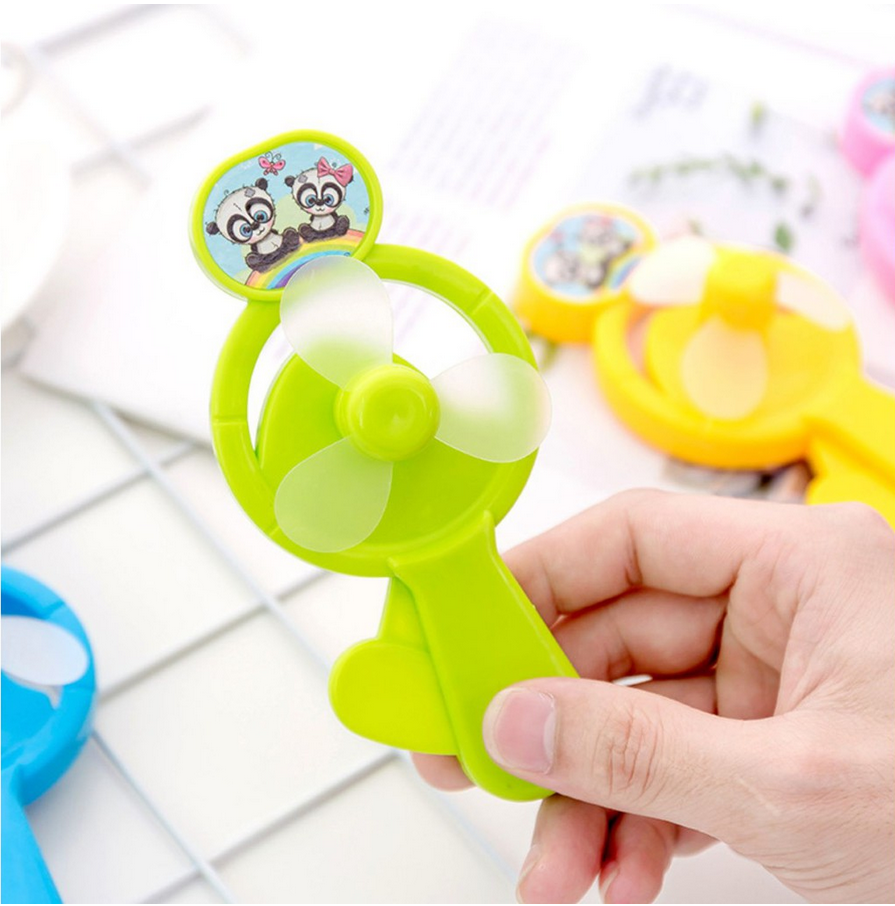 Quạt cầm tay mini độc đáo - Đồ chơi dễ thương dành cho bé - Giao màu ngẫu nhiên