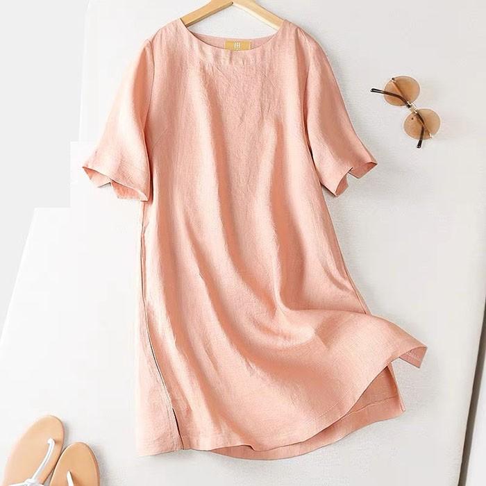 Đầm suông linen cổ tròn tay lỡ xẻ tà gấu, thời trang hè thu 2021