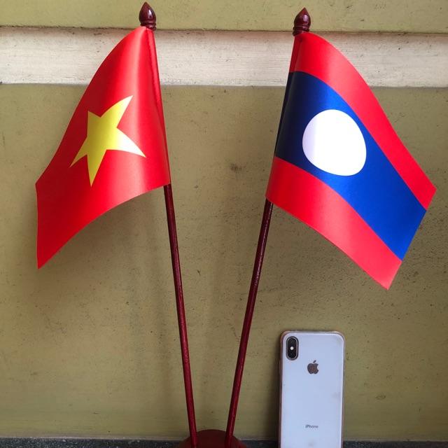 Cờ để bàn đế gỗ đôi Việt Nam - Lào