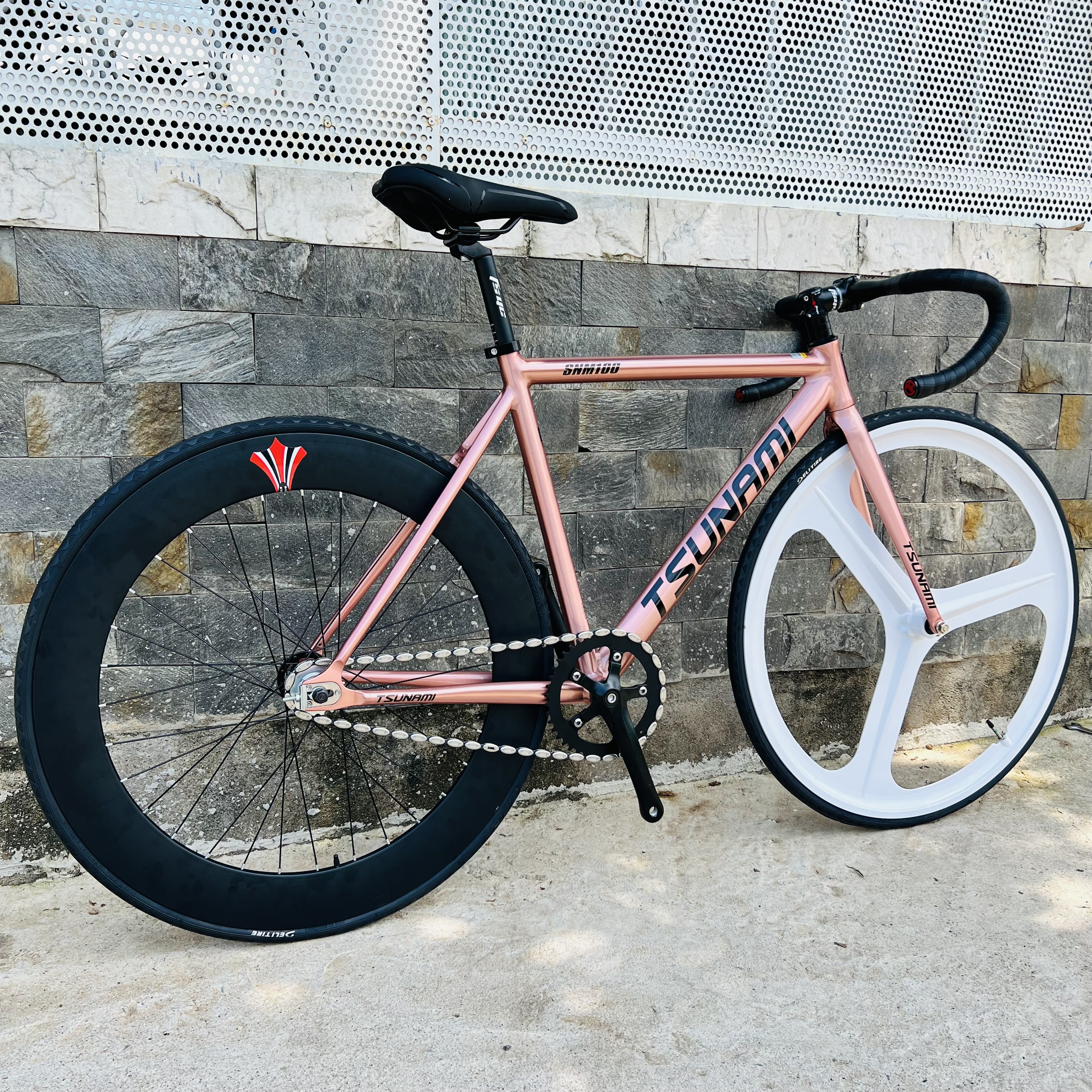 Fixed gear TSUNAMI SNM100 bánh trước 3 đao trắng sau 7cm - Màu Rose gold