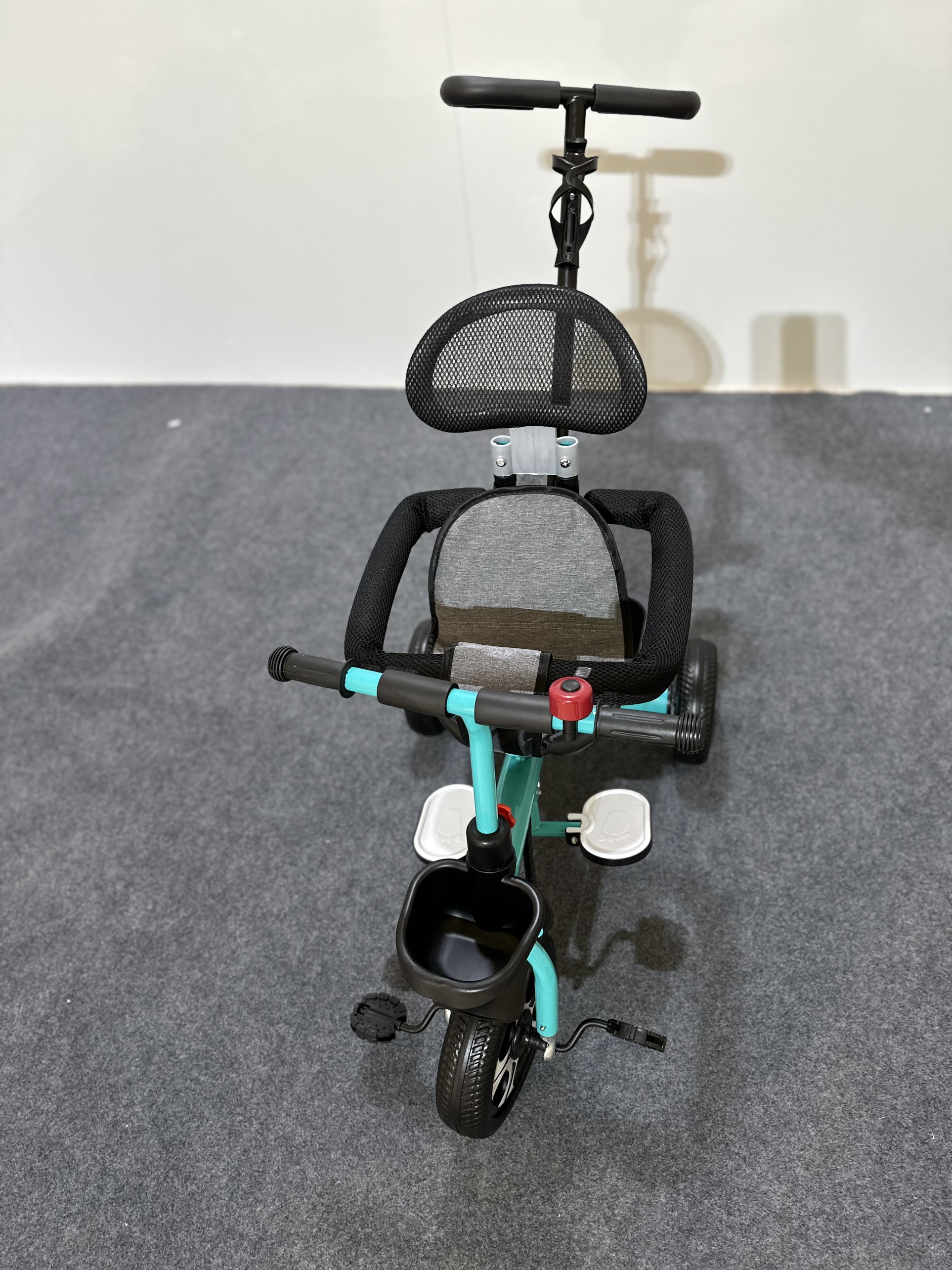 (Ảnh thật) Xe đạp 3 bánh khung kim loại trẻ em mã 520 - vừa làm xe đạp, vừa làm xe đẩy