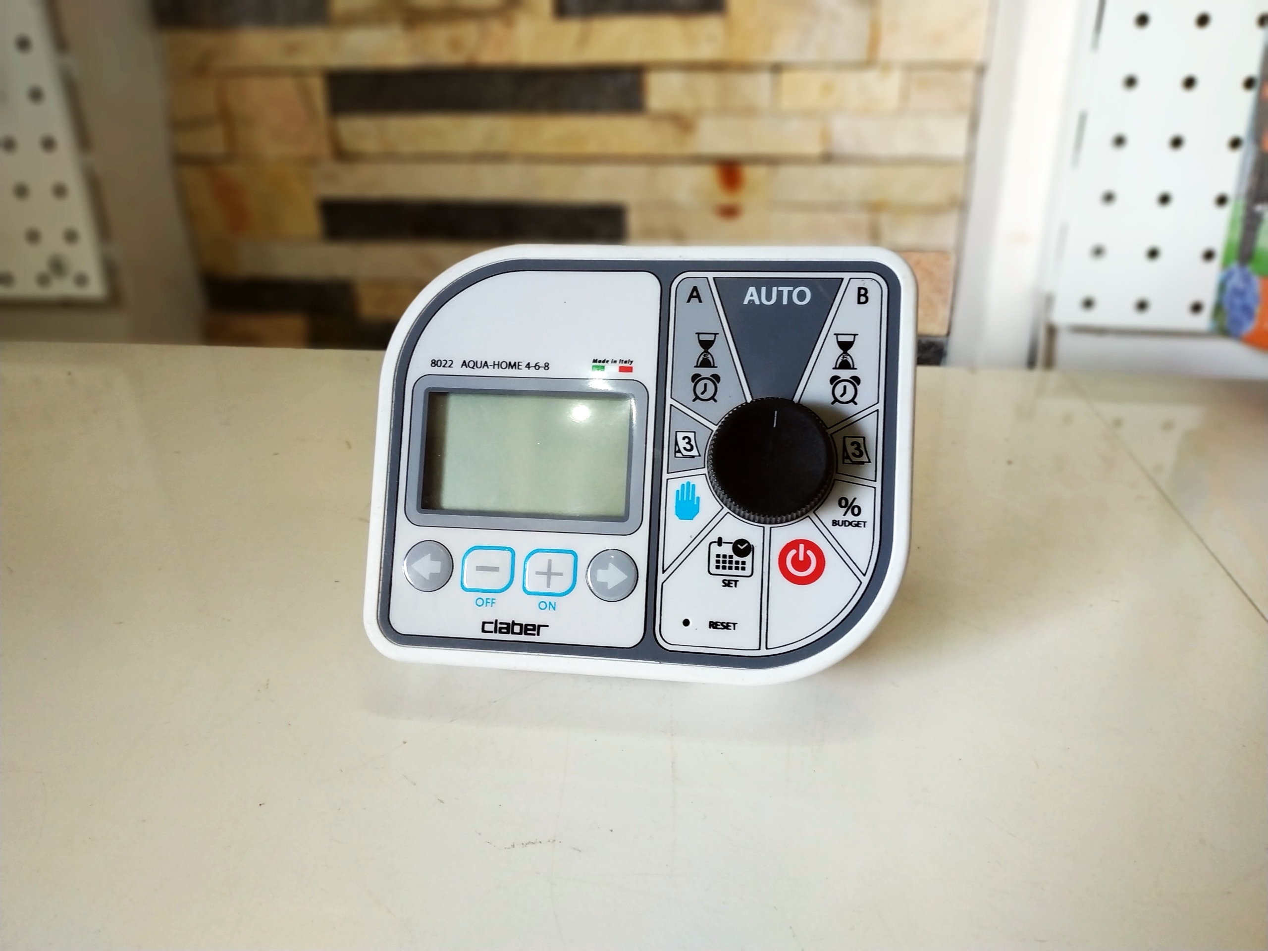 Bộ Điều Khiển Tưới Cây 4-6-8 Kênh Aqua Home/Aqua Home 4-6-8 Claber 8022