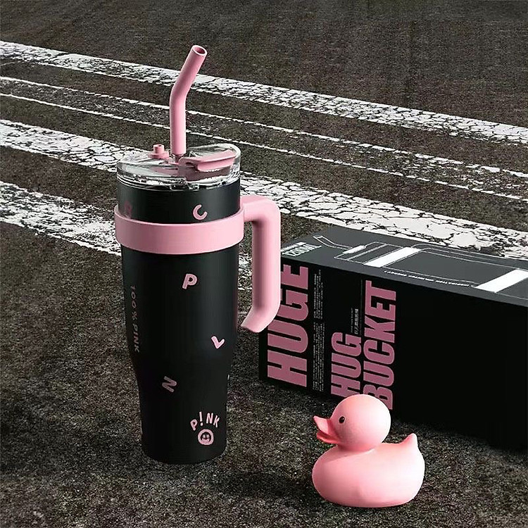 Ly Giữ Nhiệt Black Pink Thể Tích 1200ML VIỆT NAM, Inox 304, Có Ống Hút Tay Cầm, Phong Cách Hàn Quốc Giao Mùa Ngẫu Nhiên