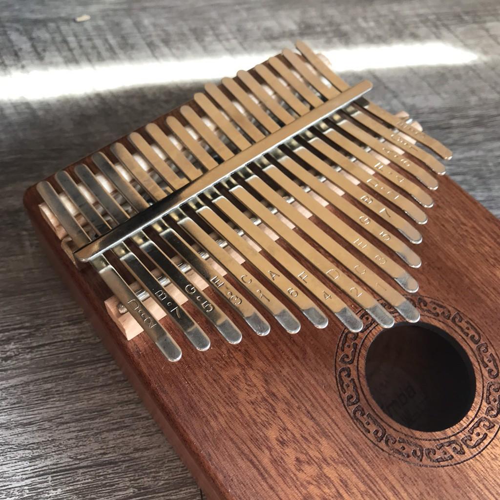 Đàn kalimba có khắc nốt - âm vàng và kèm phụ kiện