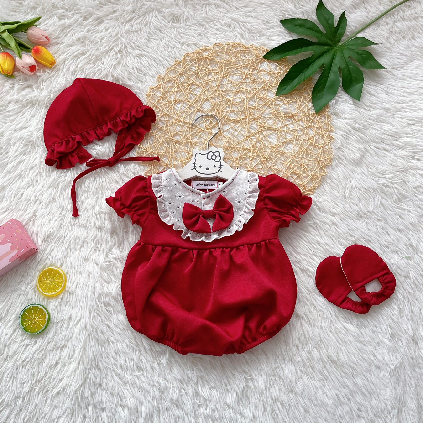 Body Đỏ Đô Kèm Quà Tặng Cho Bé