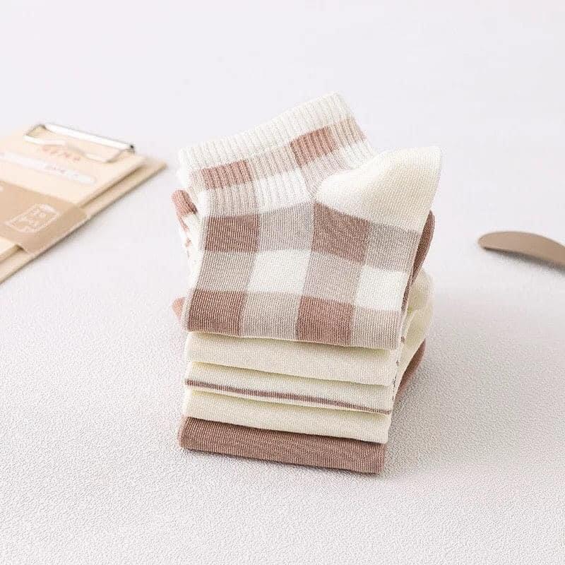 Tất Gấu Kẻ Hàn Quốc