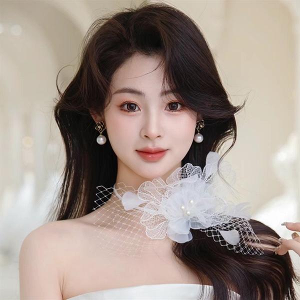 Choker hoa voan lớn đẹp mẫu mới 2024