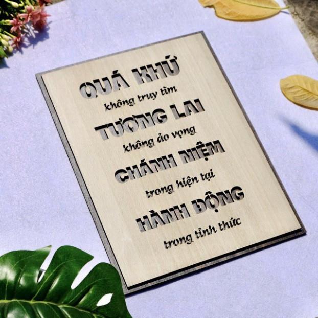 Tranh động lực CARINA T029- Quá khứ không truy tìm, Tương lai ảo vọng, Chánh niệm trong hiện tại, Hành động trong tỉnh