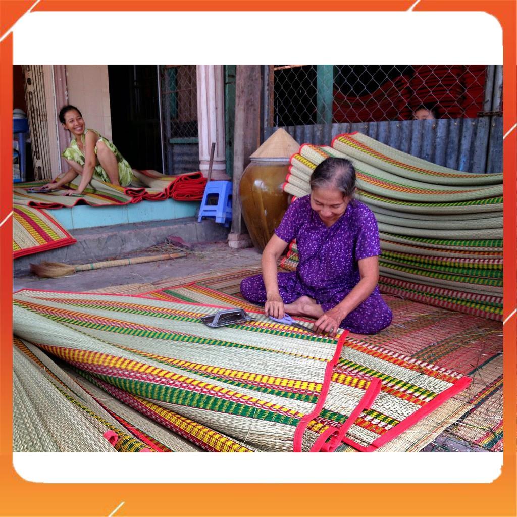 Chiếu Nhựa Thái Bình Gấp Gọn Tiện Lợi