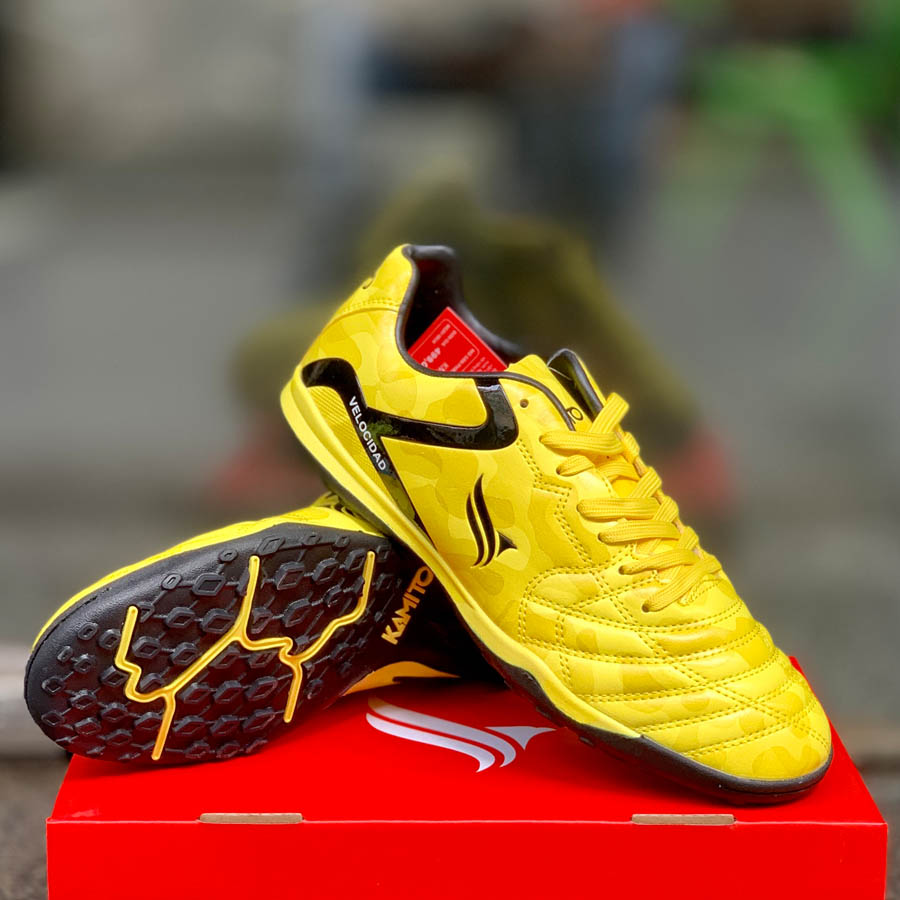 Giày đá bóng Kamito Velocidad Legend - KMA220730 - Màu Vàng