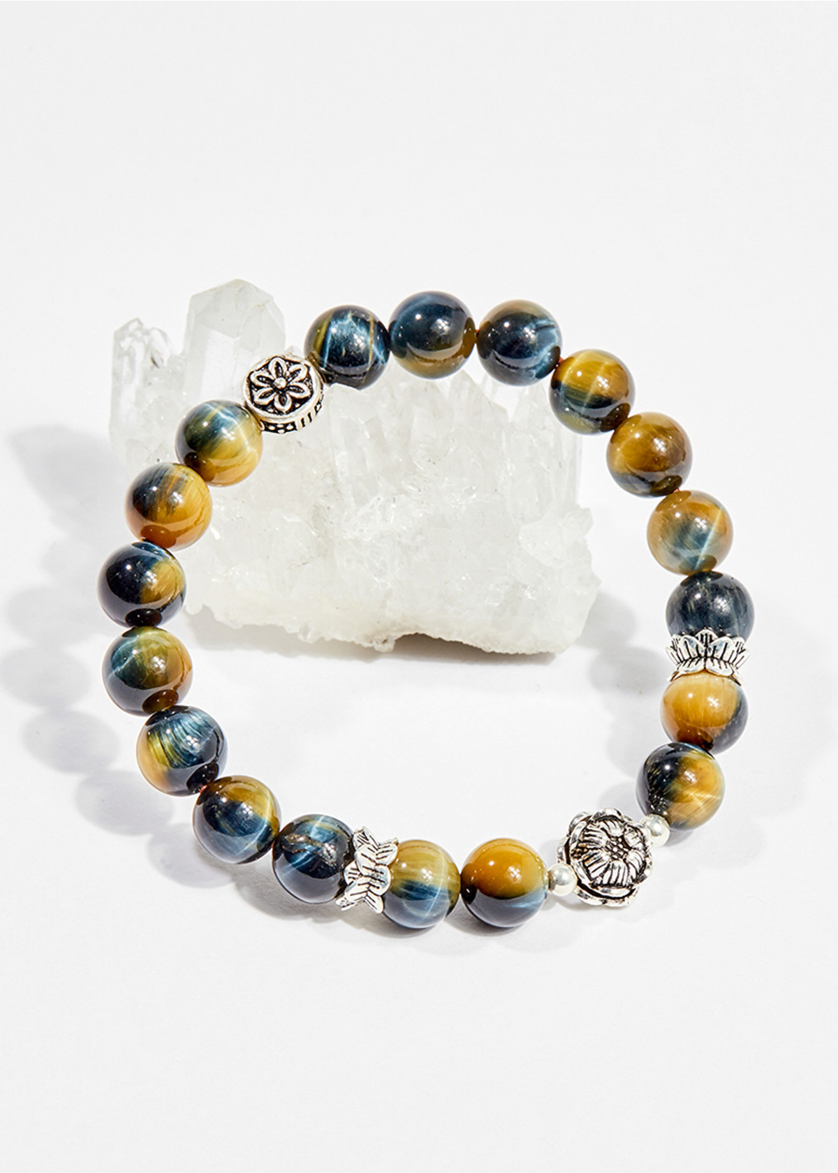 Vòng tay phong thủy nữ đá mắt ưng charm hoa sen 8mm mệnh thủy , mộc - Ngọc Quý Gemstones