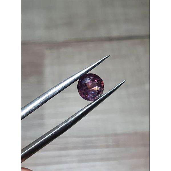 0125-Đá spinel thiên nhiên