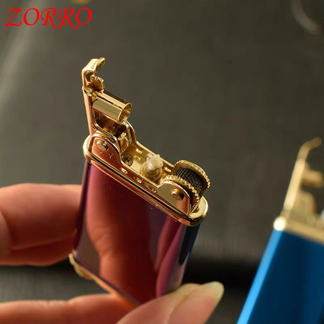 Vỏ Hột Quẹt Bật Lửa Xăng Đá Zorro Siêu Mỏng Z585 Nhiều Màu Đẹp Độc Lạ - Dùng Xăng Bấc Đá Cao Cấp