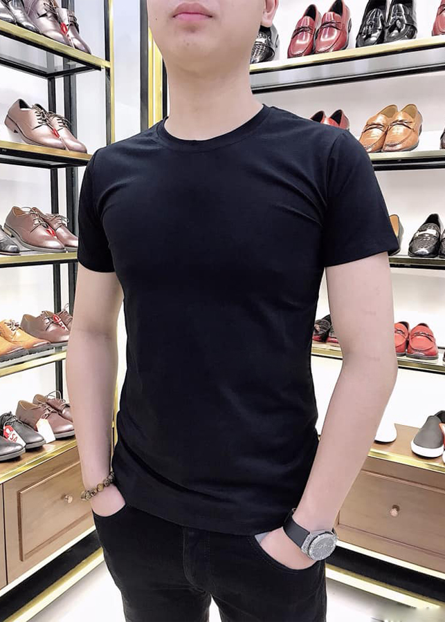 Áo Thun Nam Đen Dáng Vừa THUNDEN99