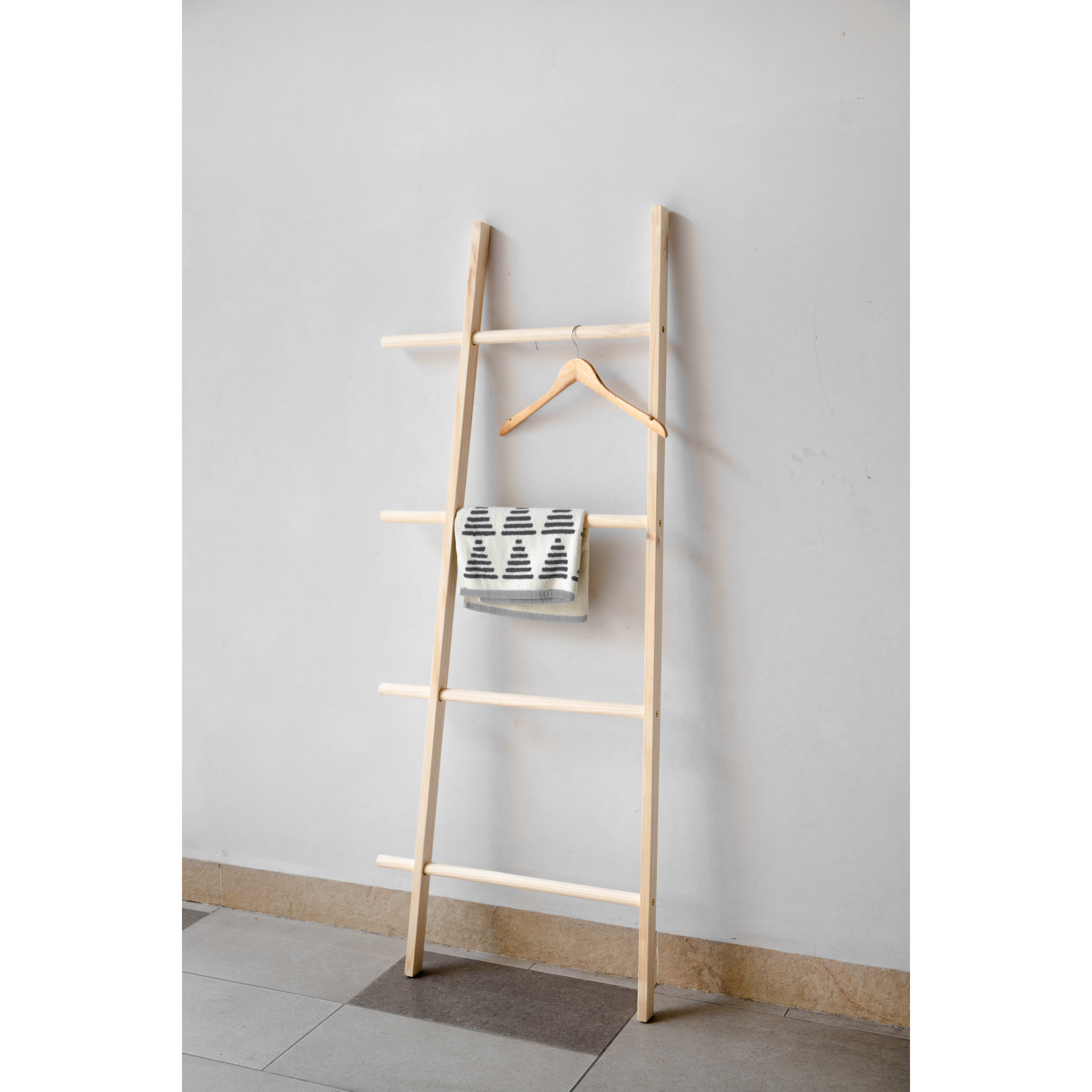 THANG TREO PHỤ KIỆN TRANG TRÍ HÀN QUỐC - B CLOTHING LADDER - 4 THANH NGANG