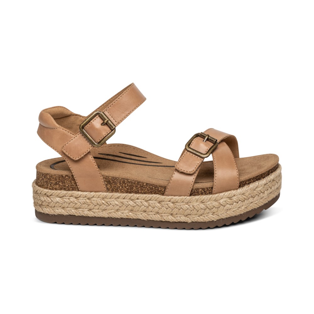 Sandal sức khỏe nữ Aetrex Paula Camel