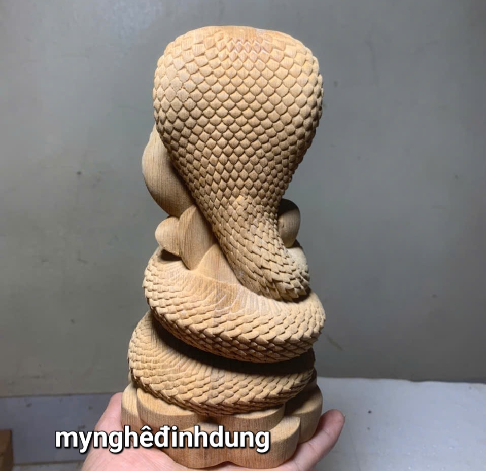 Tượng con rắn phong thủy bằng gỗ ngọc am thơm nức kt cao 20x10x7cm