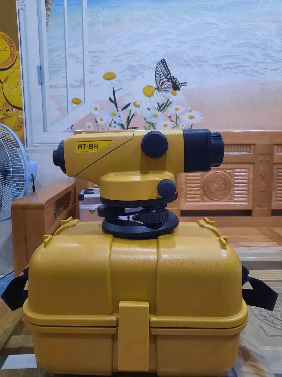 máy thủy bình topcon at-b4