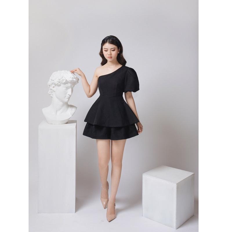 Quần short xếp ly xoè