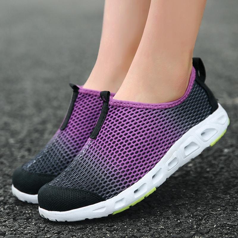 2020 Fashion women outdoor soft running sneakers casual sport shoes