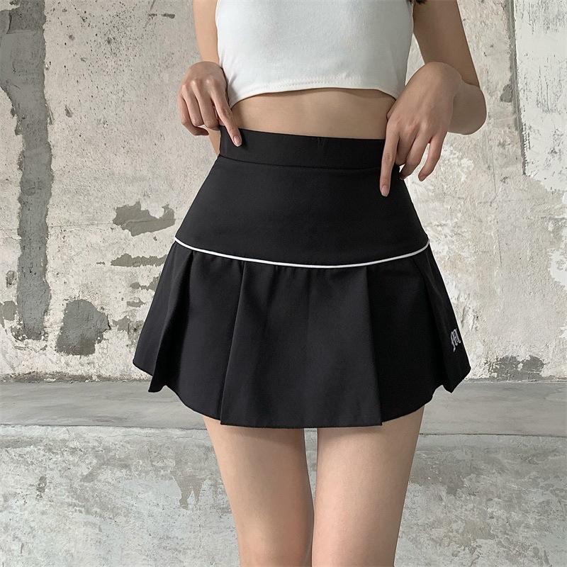 Váy Thẻ thao Mini Đen Cho Nữ