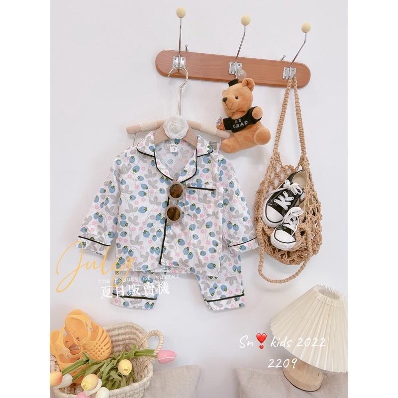 vải thô lụa hình quả dâu tây 100% cotton mềm mát may ga gối