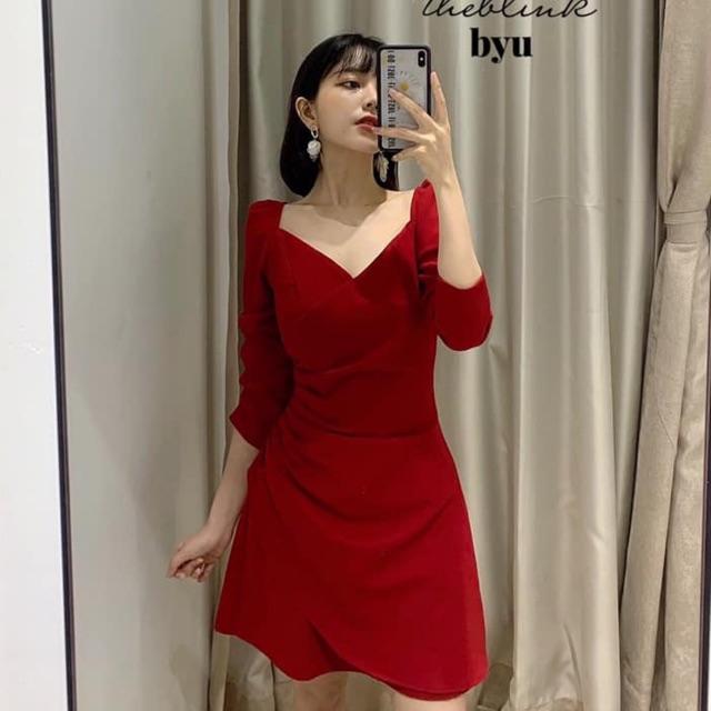 Đầm xoè xếp ly eo