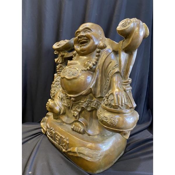 Tượng đồng DiLac gánh tiền
